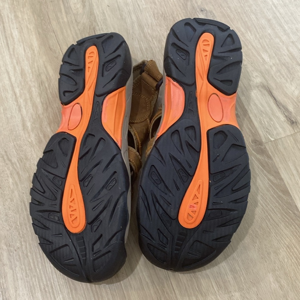 NEW Men’s Outdoor Leather Closed Toe Sport Sandals - Picture 4 of 4